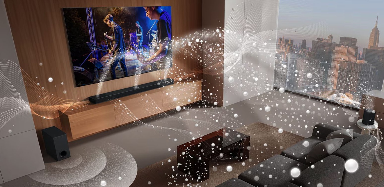 LG S95TR.