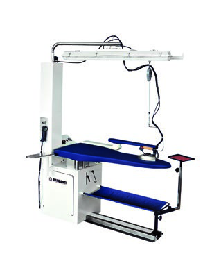 Miele Professional Table TSFP/C - Table aspirante/soufflante TSFP/C avec fer et chaudière 5L (livrée sans compresseur)